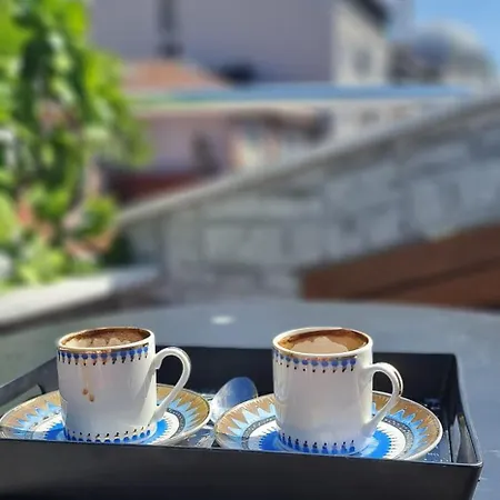 Dach Wochnung Mit Großer Terrasse